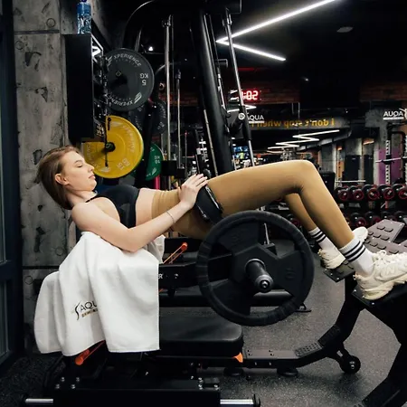 Aqua Lux アパート *