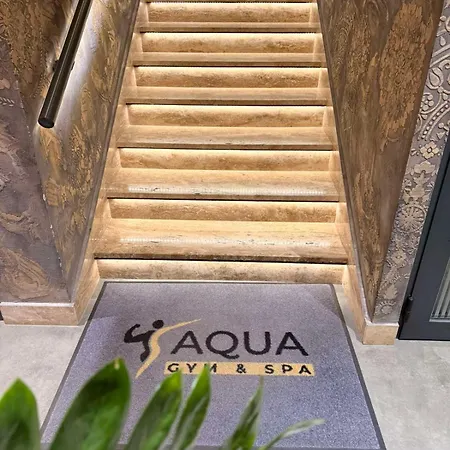 Aqua Lux *