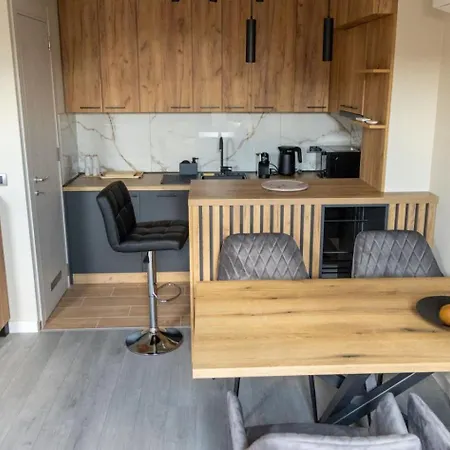 Aqua Lux ヴルシャツ