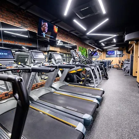 Aqua Lux アパート ヴルシャツ