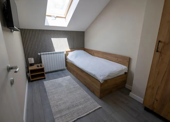 Aqua Lux 公寓 弗尔沙茨